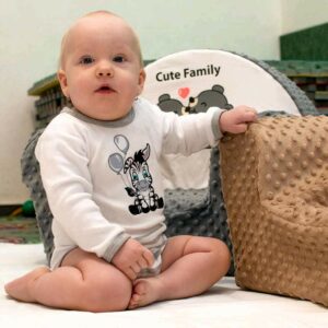 Baby cotton cap - Mutsje met horizontale strepen - Grijs/wit