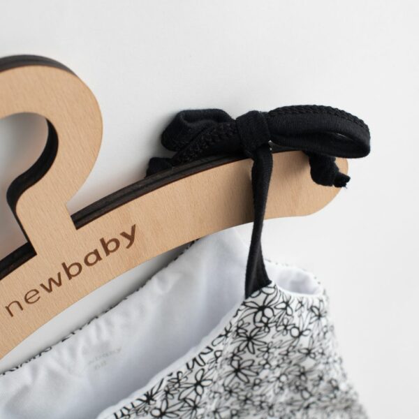 Babyset - 2-delig - T-shirt met bloemenbroek - Maat 62 (3-6 maanden) - Afbeelding 2